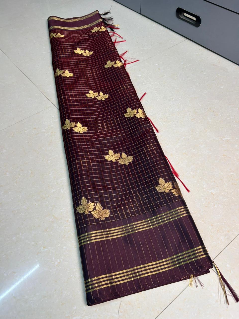 ASTB0037 Trending Brown Saree